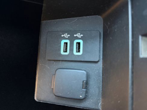 Used 2017 Ford Expedition EL Limited image 31