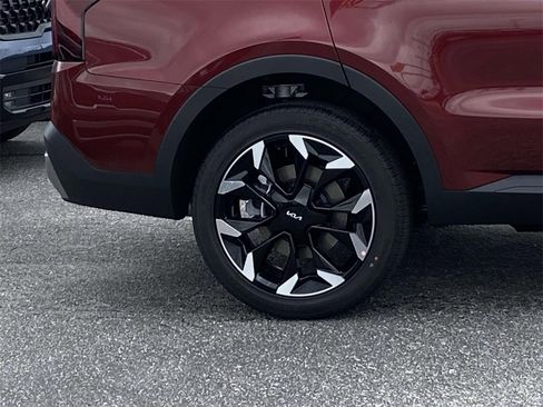 New 2025 Kia Sorento EX w/ Panoramic Sunroof Package image 3