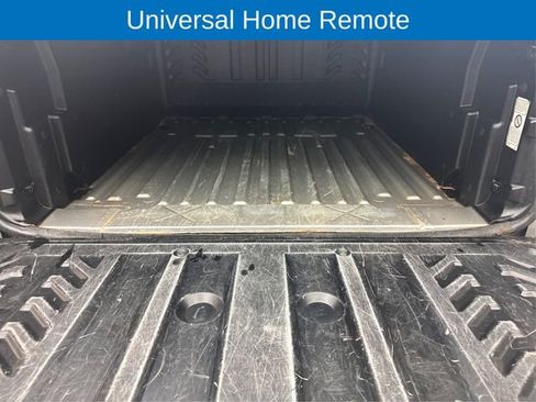 Used 2010 Chevrolet Avalanche LTZ image 13