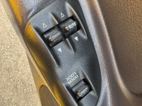 Used 1999 Plymouth Prowler image 32