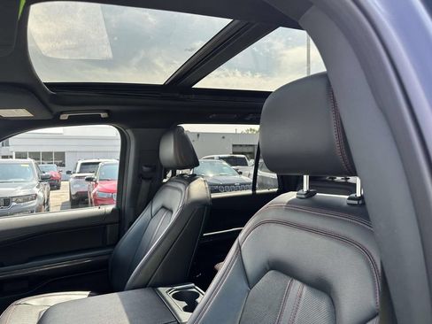 Used 2023 Ford Expedition Max Limited AWD/4WD image 22