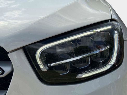Used 2022 Mercedes-Benz GLC 300 GLC 300 image 10