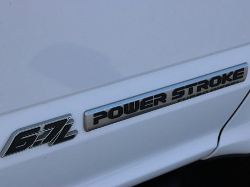 Used 2019 Ford F250 XLT w/ Snow Plow Prep Package AWD/4WD image 28