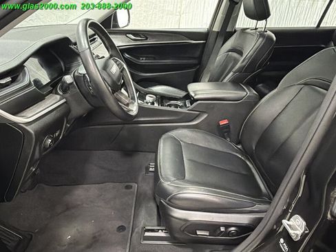 Used 2022 Jeep Grand Cherokee L Limited AWD/4WD image 23