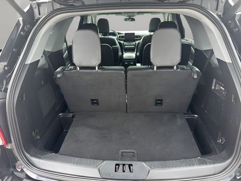 Used 2021 Ford Explorer Limited AWD/4WD image 14