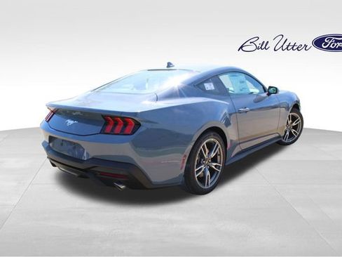 New 2025 Ford Mustang Coupe image 3