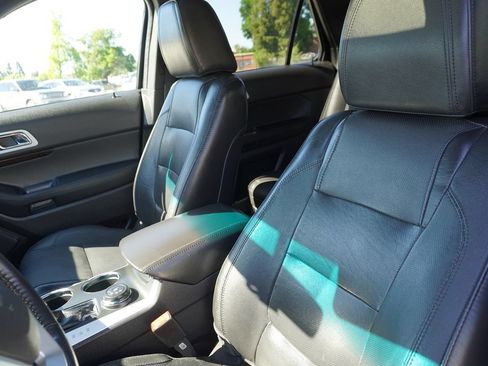 Used 2013 Ford Explorer Limited AWD/4WD image 33
