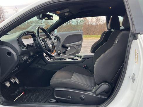 Used 2022 Dodge Challenger R/T w/ Blacktop Package image 14