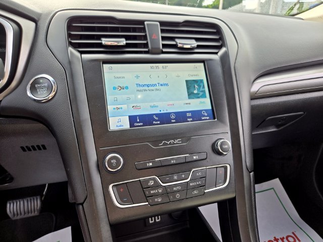 Used 2020 Ford Fusion SE w/ Equipment Group 151A FWD image 25