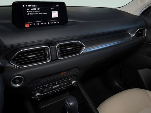 Used 2019 MAZDA CX-5 Touring FWD image 23
