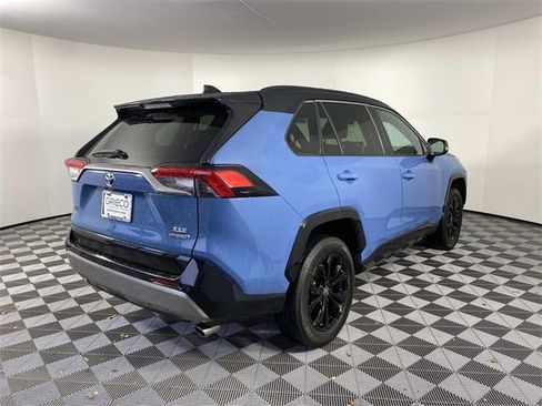 Used 2022 Toyota RAV4 XSE image 9