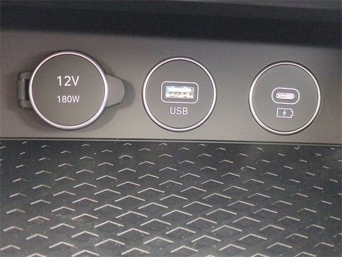 New 2026 Genesis G70 2.5T image 20