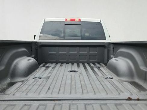 Used 2024 RAM 2500 Tradesman w/ Chrome Appearance Group AWD/4WD image 21