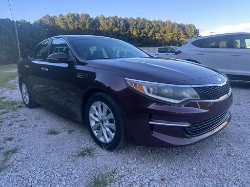 Used 2017 Kia Optima LX w/ Option Group 014 image 7