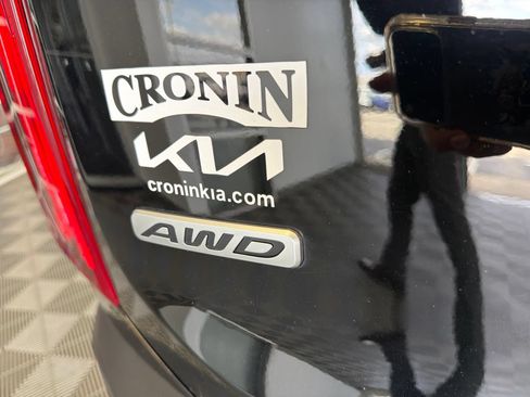 Used 2022 Kia Telluride S AWD/4WD image 7