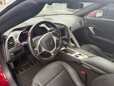 Used 2018 Chevrolet Corvette Stingray Coupe w/ 1LT RWD image 10