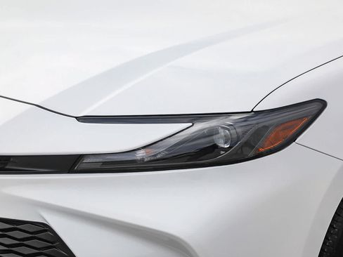 Used 2026 Toyota Camry LE w/ Convenience Package FWD image 8