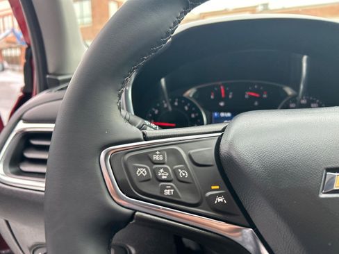 Used 2024 Chevrolet Equinox LT image 13