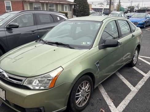 Used 2008 Ford Focus SE image 1