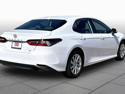 Used 2021 Toyota Camry LE FWD image 13