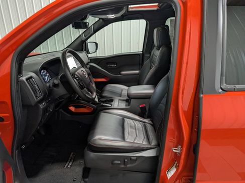 Used 2025 Nissan Frontier PRO-4X w/ Pro Premium Package AWD/4WD image 15