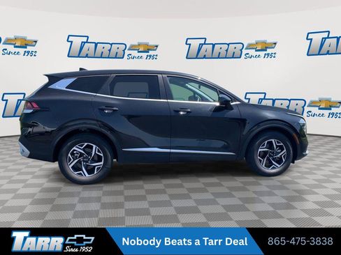 Used 2024 Kia Sportage LX FWD image 9