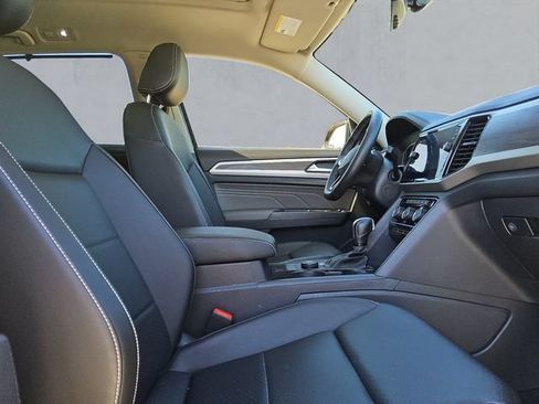 Used 2023 Volkswagen Atlas SE w/ Panoramic Sunroof Package AWD/4WD image 15