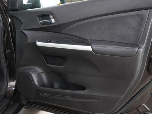 Used 2015 Honda CR-V Touring image 9
