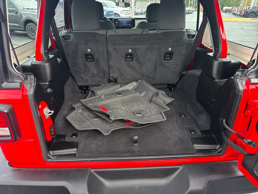Used 2024 Jeep Wrangler Unlimited Sport AWD/4WD image 11