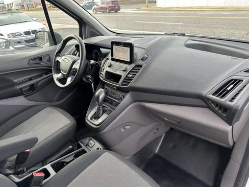 Used 2019 Ford Transit Connect XL image 11