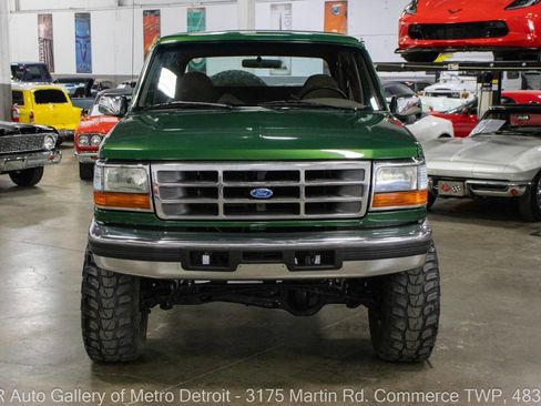 Used 1996 Ford Bronco XLT image 11