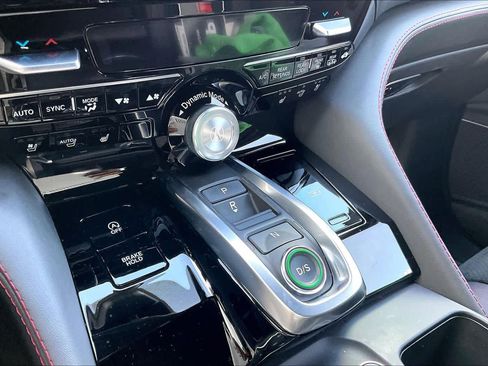 Used 2024 Acura MDX A-Spec image 15