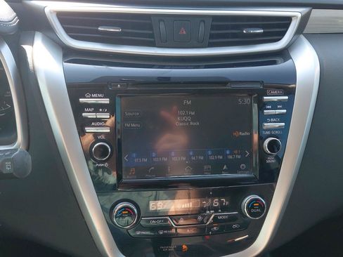 Used 2018 Nissan Murano SV AWD/4WD image 38