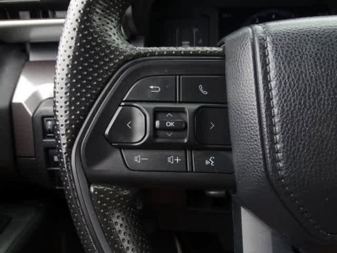 Used 2024 Toyota Tacoma SR5 image 39