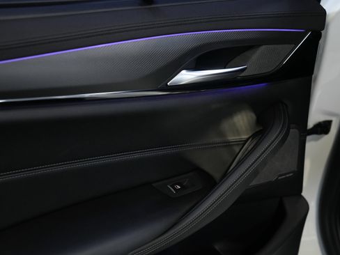 Used 2019 BMW M5 w/ Executive Package image 27