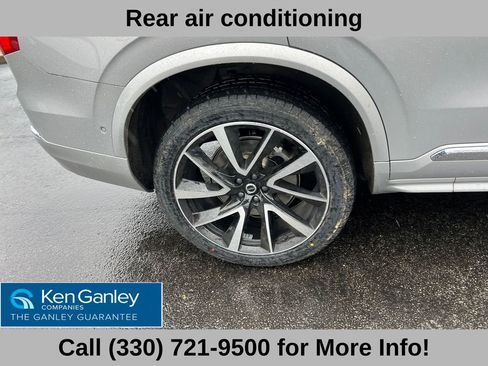 Used 2024 Volvo XC90 B5 Plus AWD/4WD image 22
