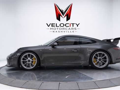 Used 2018 Porsche 911 GT3 RWD image 9