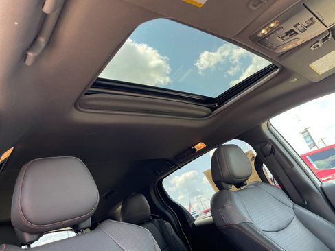 Used 2021 Toyota Sienna XSE AWD/4WD image 19