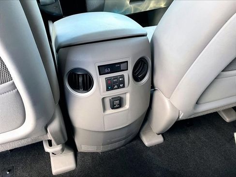 Used 2011 Honda Pilot EX-L image 25