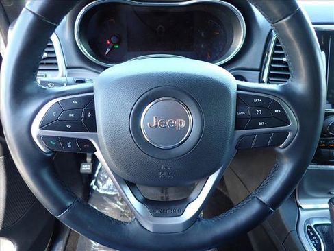 Used 2022 Jeep Grand Cherokee Limited AWD/4WD image 15