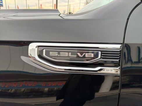 Used 2023 GMC Sierra 1500 SLT w/ SLT Premium Package image 12