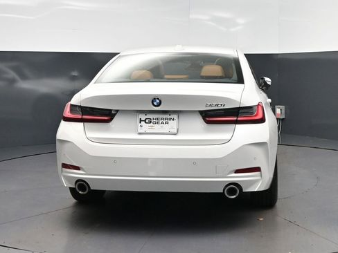 Certified 2025 BMW 330i Sedan RWD image 6