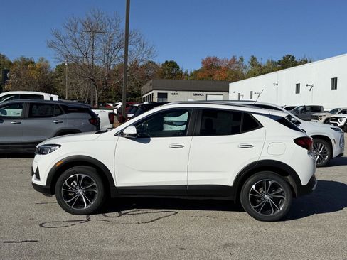 Used 2022 Buick Encore GX Select image 5