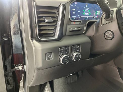 Used 2025 GMC Sierra 1500 Denali w/ Denali Reserve Package AWD/4WD image 25
