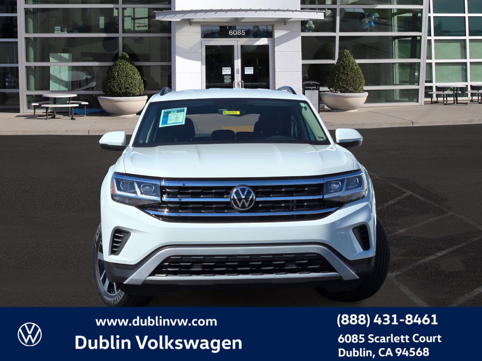 Certified 2023 Volkswagen Atlas SE FWD image 2