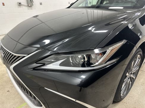 Used 2020 Lexus ES 350 w/ Premium Package image 6