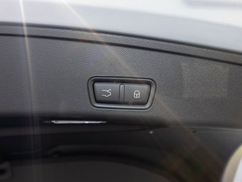 New 2025 Maserati Grecale GT image 37