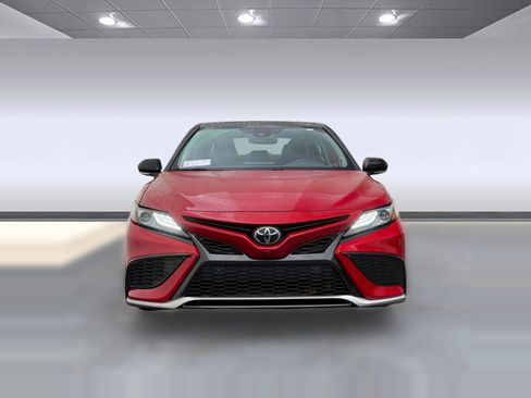 Used 2024 Toyota Camry XSE image 5