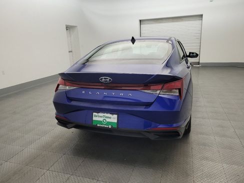 Used 2023 Hyundai Elantra SEL w/ Convenience Package image 7