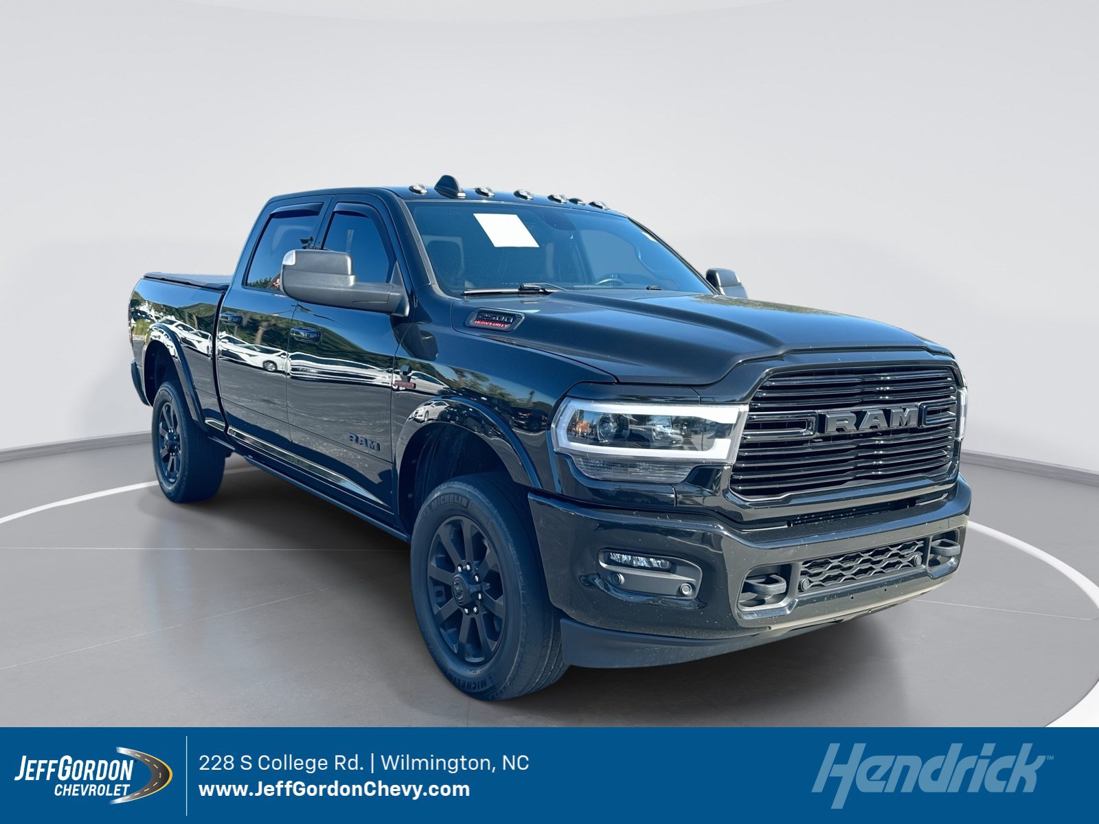 Used 2021 RAM 2500 Laramie AWD/4WD image 1